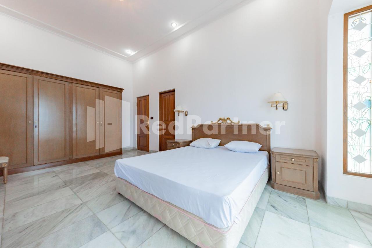 Biru Homestay Bandung Mitra Reddoorz Bagian luar foto