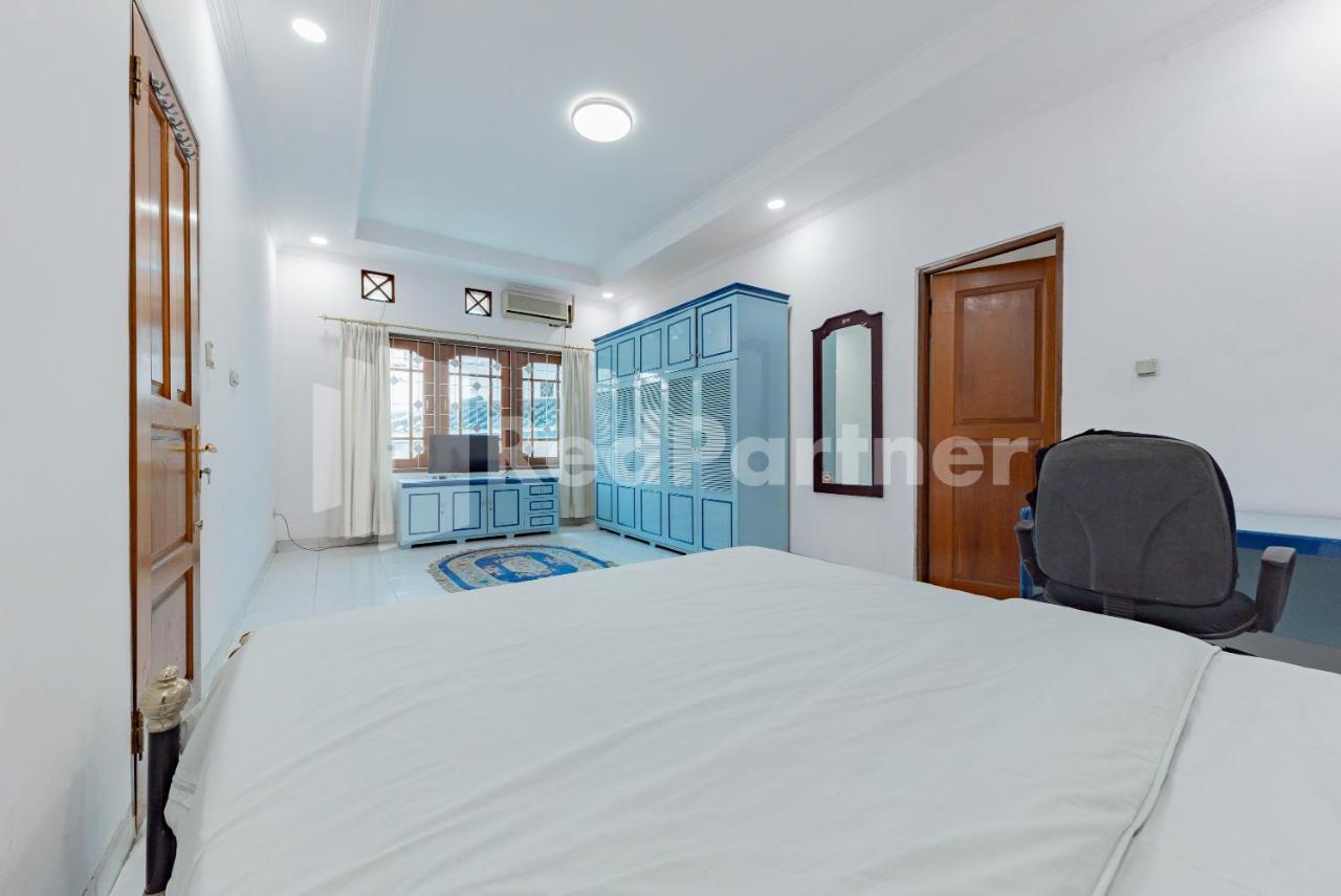 Biru Homestay Bandung Mitra Reddoorz Bagian luar foto